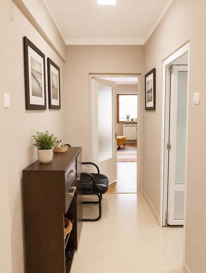 Apartament cu 3 camere decomandat în Central