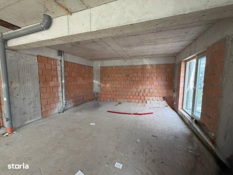 Spațiu comercial, de 104 mp, în Tunari