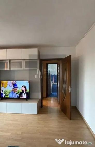 Apartament cu 2 camere semidecomandat în Giurgiului