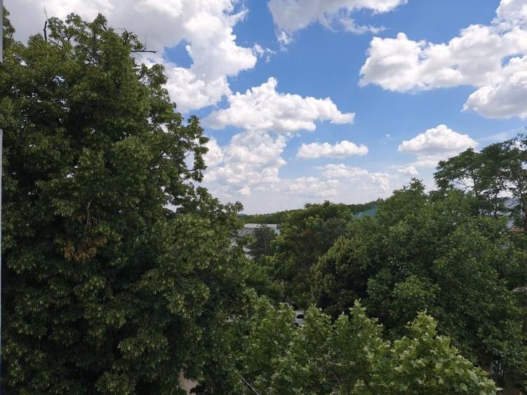 Apartament cu 2 camere semidecomandat în Nord