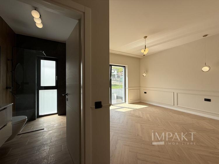 Duplex cu 4 camere cu Canalizare în Chinteni