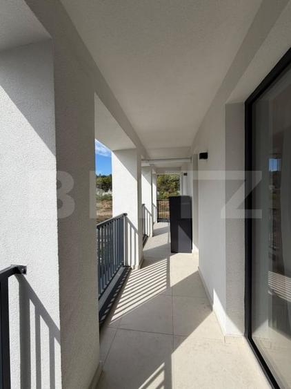 Apartament cu 2 camere semidecomandat, mobilat în Florești