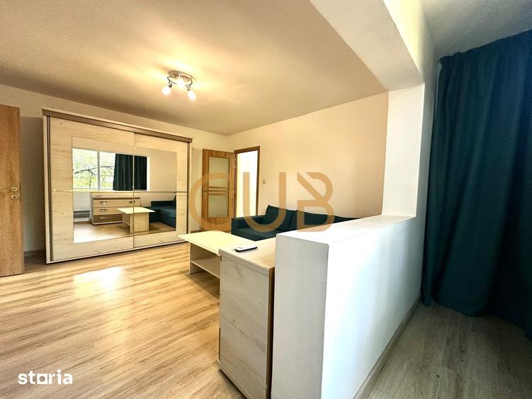 Apartament cu 3 camere, mobilat în Lipovei