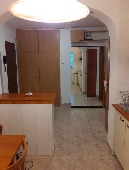 Iancului Metrou Bl 1984 REABILITAT,et 4/8,2grupuri sanitare bucatarie mare Liber - 2