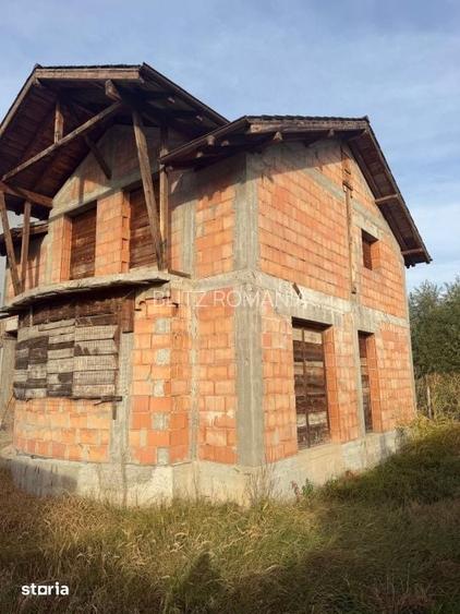 Casa P+M la rosu, 95 mp, 300 mp teren, zona Brestei/str. Fulger