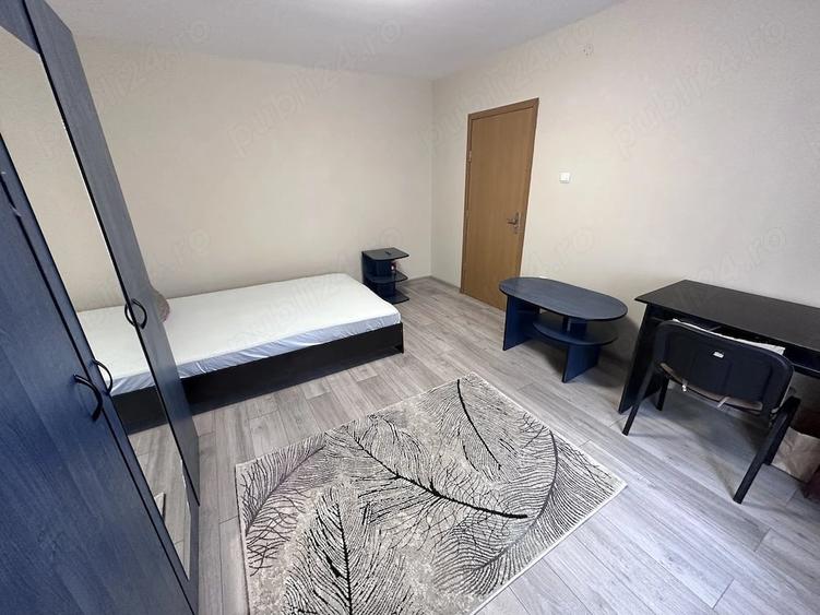 Garsonieră decomandată în Complex Studențesc
