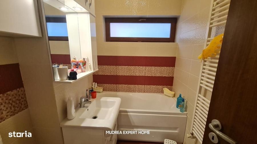 Apartament cu 3 camere în Otopeni