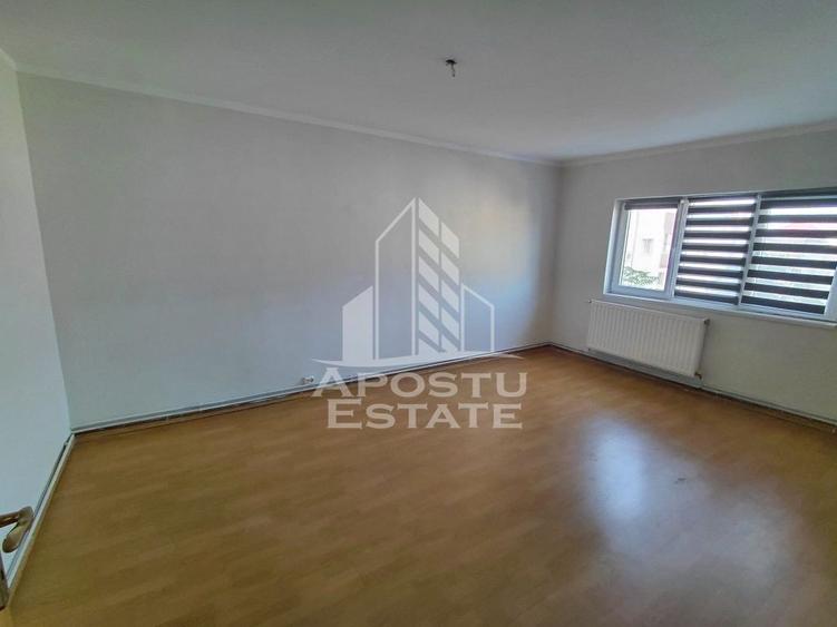 Apartament cu 2 camere, decomandat, centrala proprie,zona... - 1