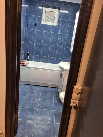 Apartament cu 2 camere decomandat în 1 Mai
