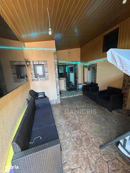 Casă cu 4 camere cu Teren 200 Mp în Palas