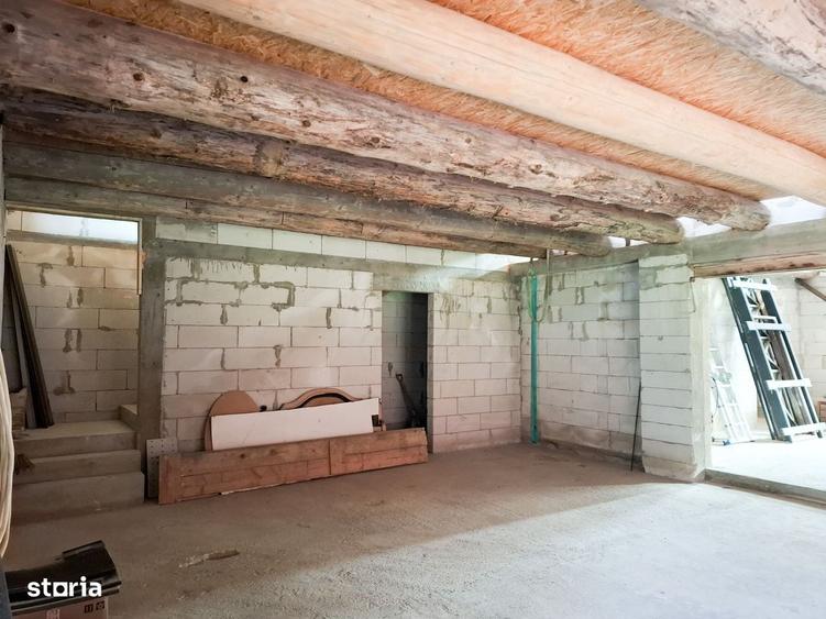 Casă cu 4 camere în Sucevița