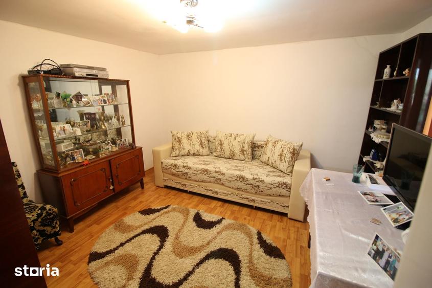 Casă cu 3 camere cu Teren 1140 Mp în Tulucești