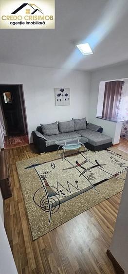 Apartament cu 3 camere semidecomandat în Govândari
