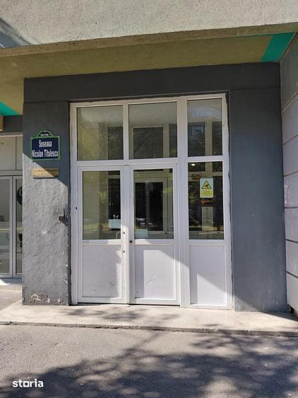 Apartament cu 3 camere decomandat în Gara de Nord