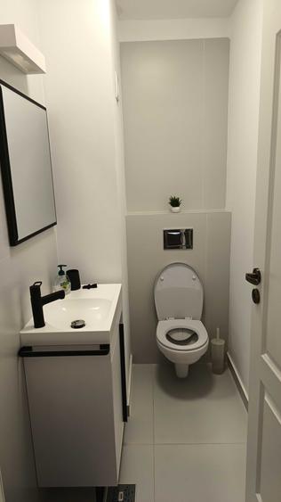 Apartament cu 3 camere decomandat în Nord