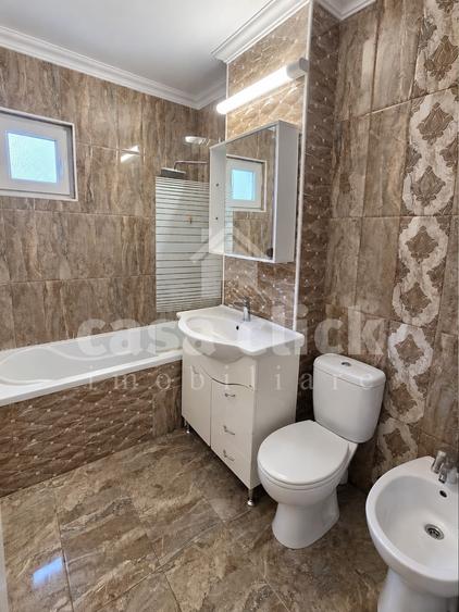 Apartament cu 2 camere decomandat în Mazepa 2