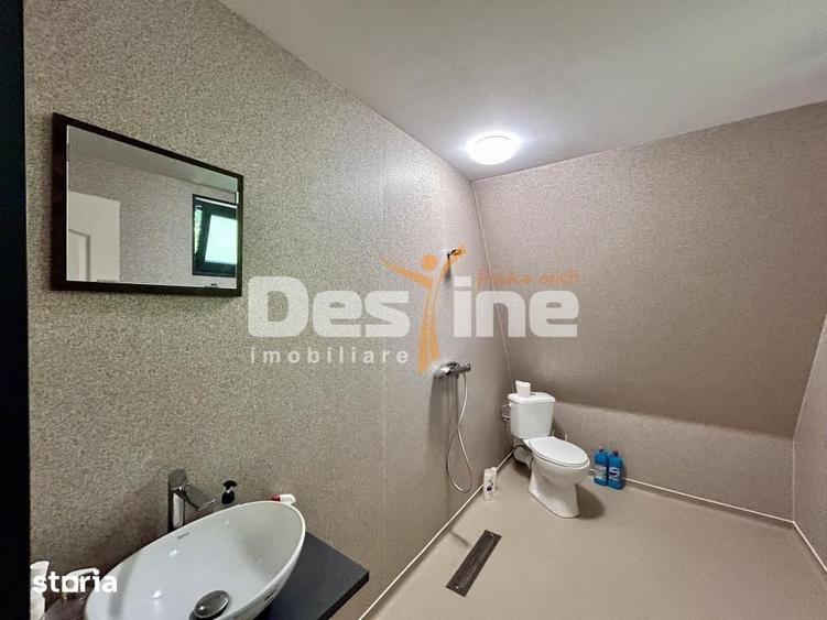 Casă cu 3 camere decomandat cu Teren 304 Mp în Central
