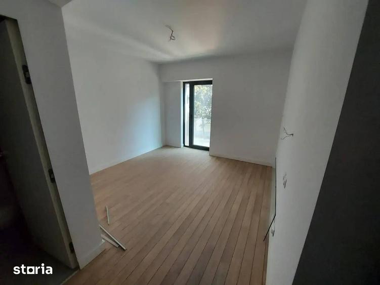 Apartament cu 3 camere decomandat în 13 Septembrie