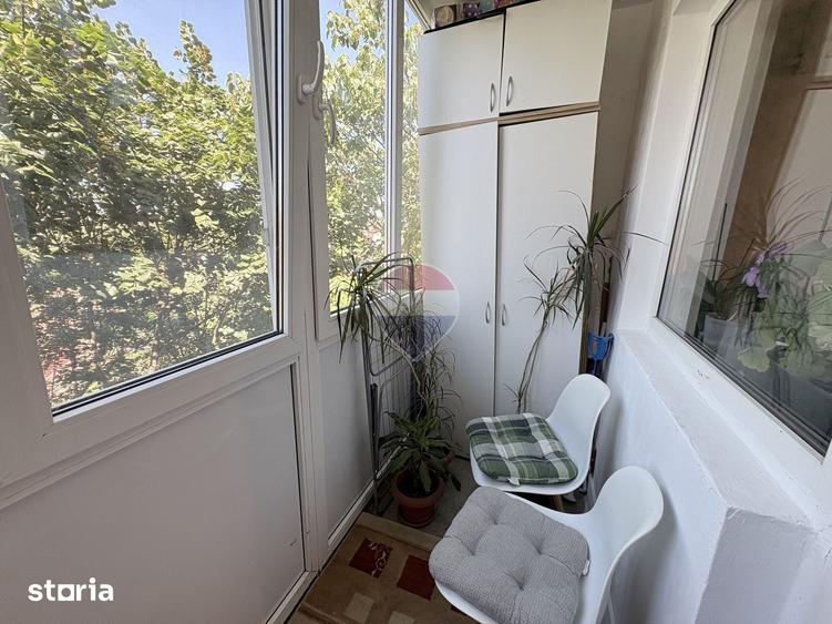 Apartament cu 3 camere în Aurel Vlaicu