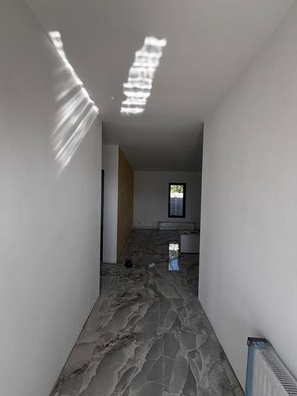 Casă cu 3 camere în Exterior Vest
