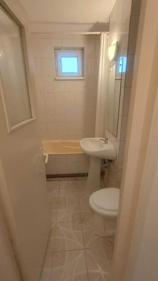 Proprietar, ofer spre inchiriere apartament doua camere in Brasov, zona Astra - 5