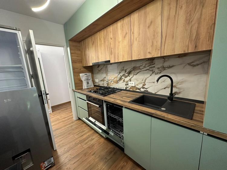 Apartament cu 3 camere semidecomandat, mobilat în Berceni