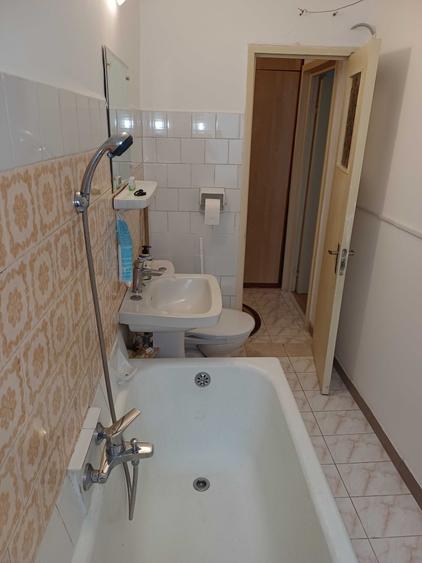 Garsonieră decomandată în Drumul Taberei