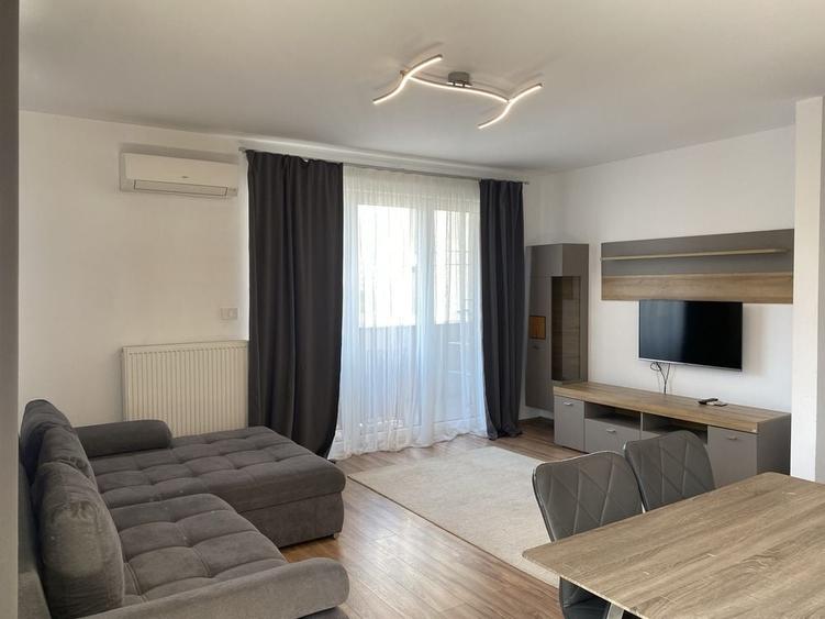Apartament cu 2 camere decomandat în Aradului