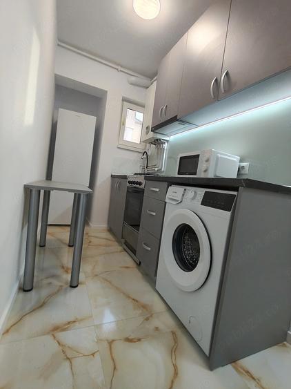 Inchiriez apartament 2 camere - 2