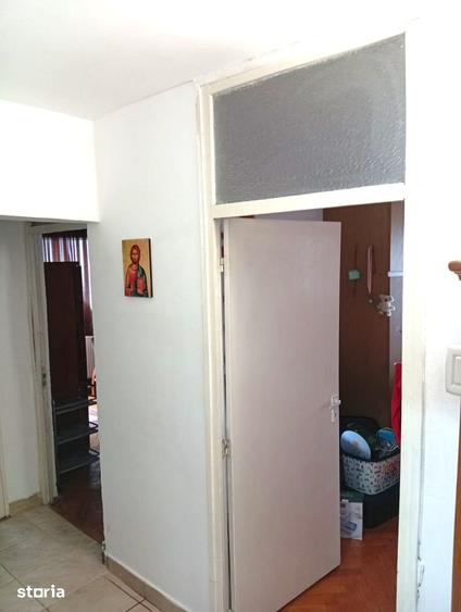 Apartament cu 4 camere decomandat în Micălaca