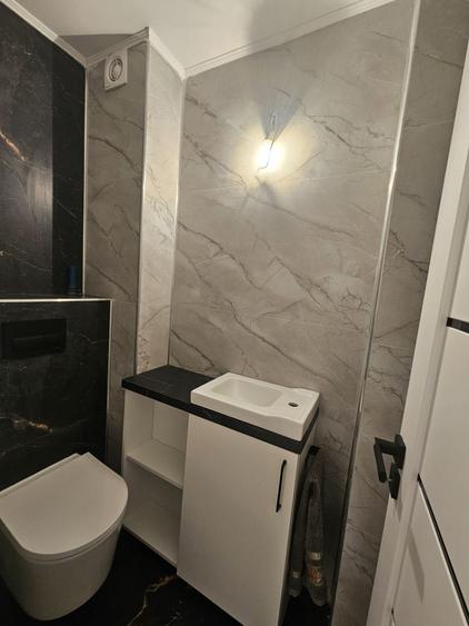 Apartament cu 3 camere decomandat în Iosia