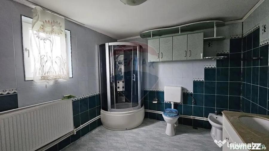 Casă cu 5 camere cu Teren 526 Mp în Chilișeni