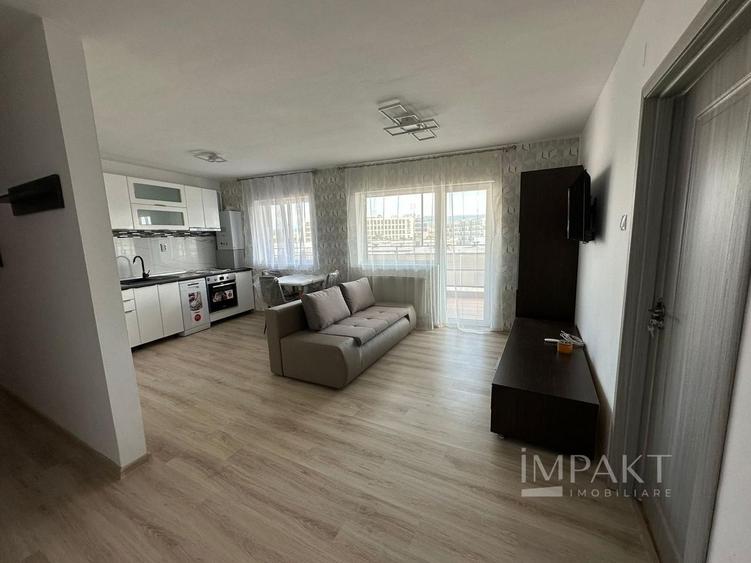 Apartament cu 4 camere semidecomandat în Semicentral