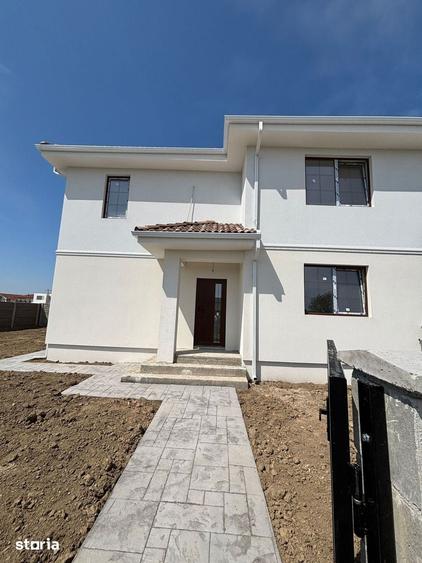 Apartament cu 4 camere în Moșnița Nouă