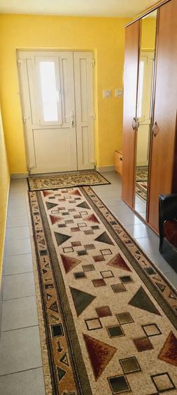 Casă cu Teren 1348 Mp în Giarmata