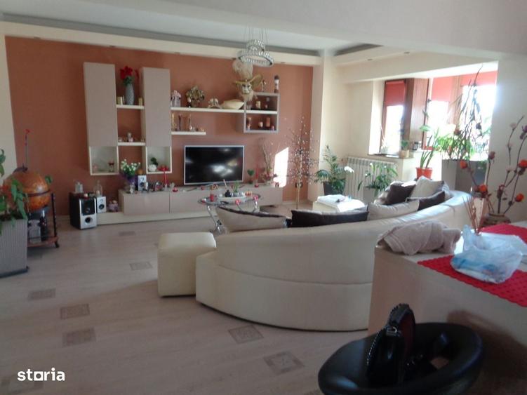 Apartament cu 2 camere în Intim