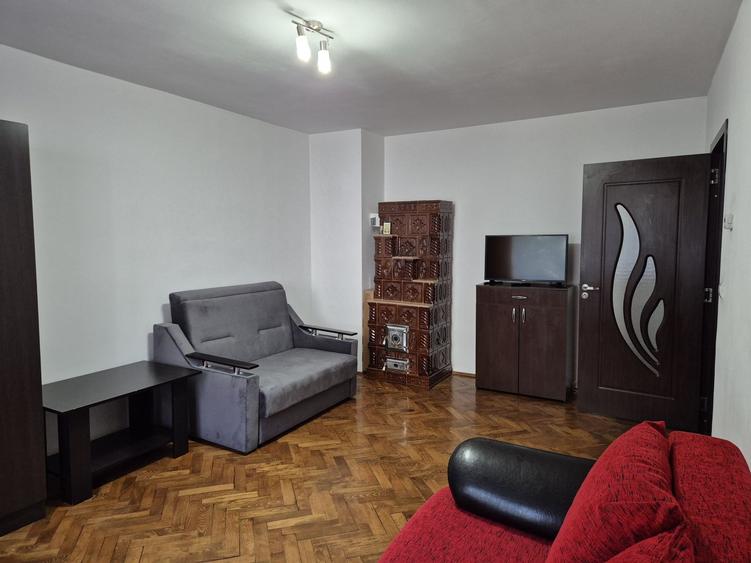 Garsonieră decomandată în Central