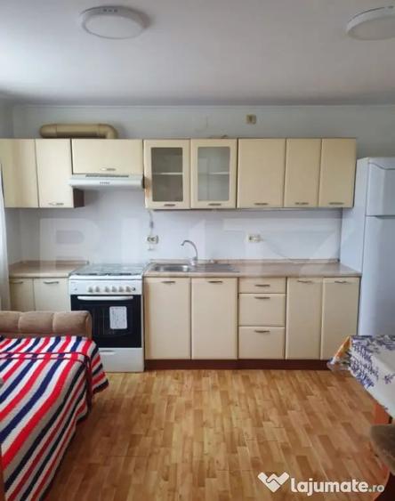 Casă cu 4 camere cu Teren 1500 Mp în Cornu