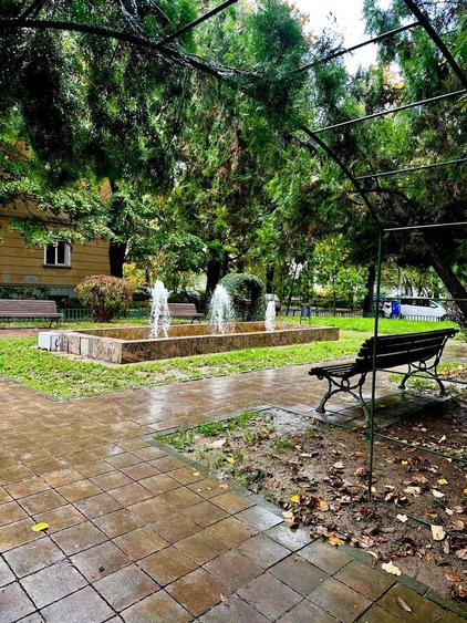 Apartament cu 3 camere decomandat în Vatra Luminoasă
