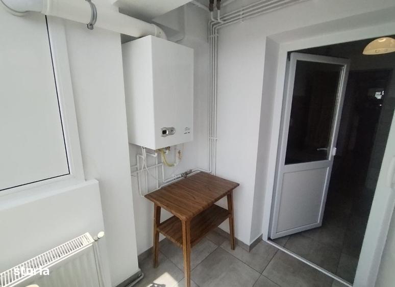 Garsonieră decomandată în Central