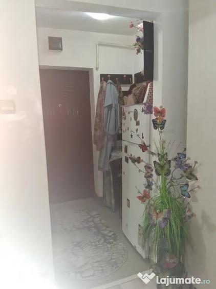 Garsonieră semidecomandată în Central