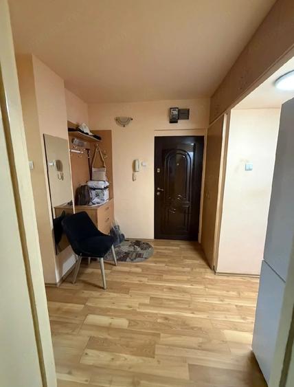 Apartament cu 2 camere decomandat în Exterior Vest