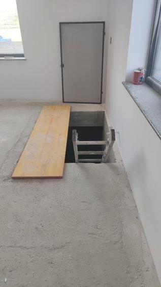 Spațiu comercial, de 386 mp, în Bălteni