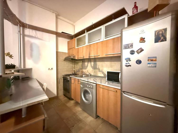 Apartament cu 2 camere semidecomandat în Universitate