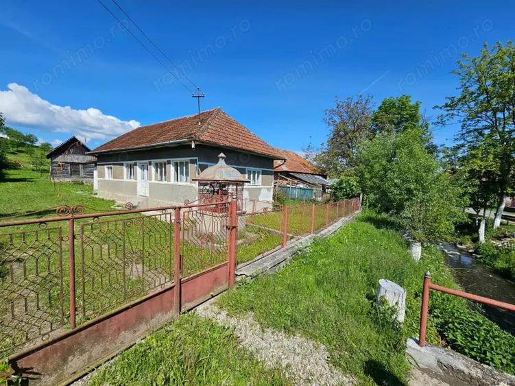 Casă cu 3 camere cu Teren 800 Mp în Central