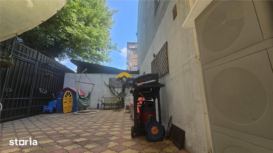 Apartament cu 6 camere în Victoriei
