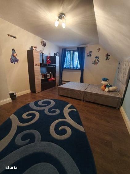 Casă cu 4 camere cu Teren 2600 Mp în Ipotești
