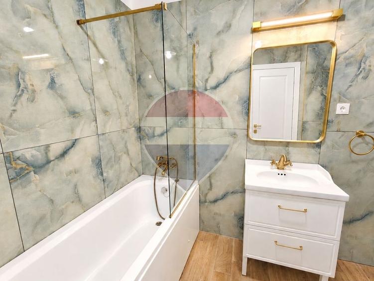 Apartament cu 2 camere semidecomandat, mobilat în Florești