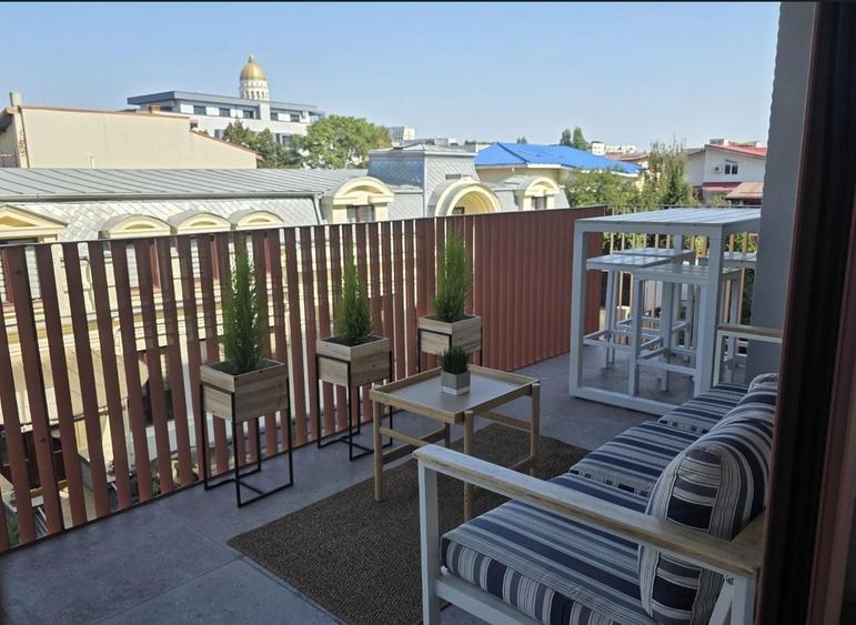 Apartament cu 2 camere decomandat, mobilat în 13 Septembrie