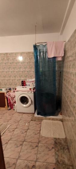Casă individuală cu 5 camere cu Teren 2400 Mp în Furtunești
